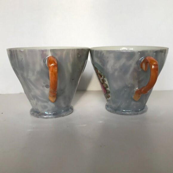 VTG Lusterware Japan Courting Couple Tea Cup Demitasse Set of 2 Hand Paint 2 oz - Picture 2 of 9